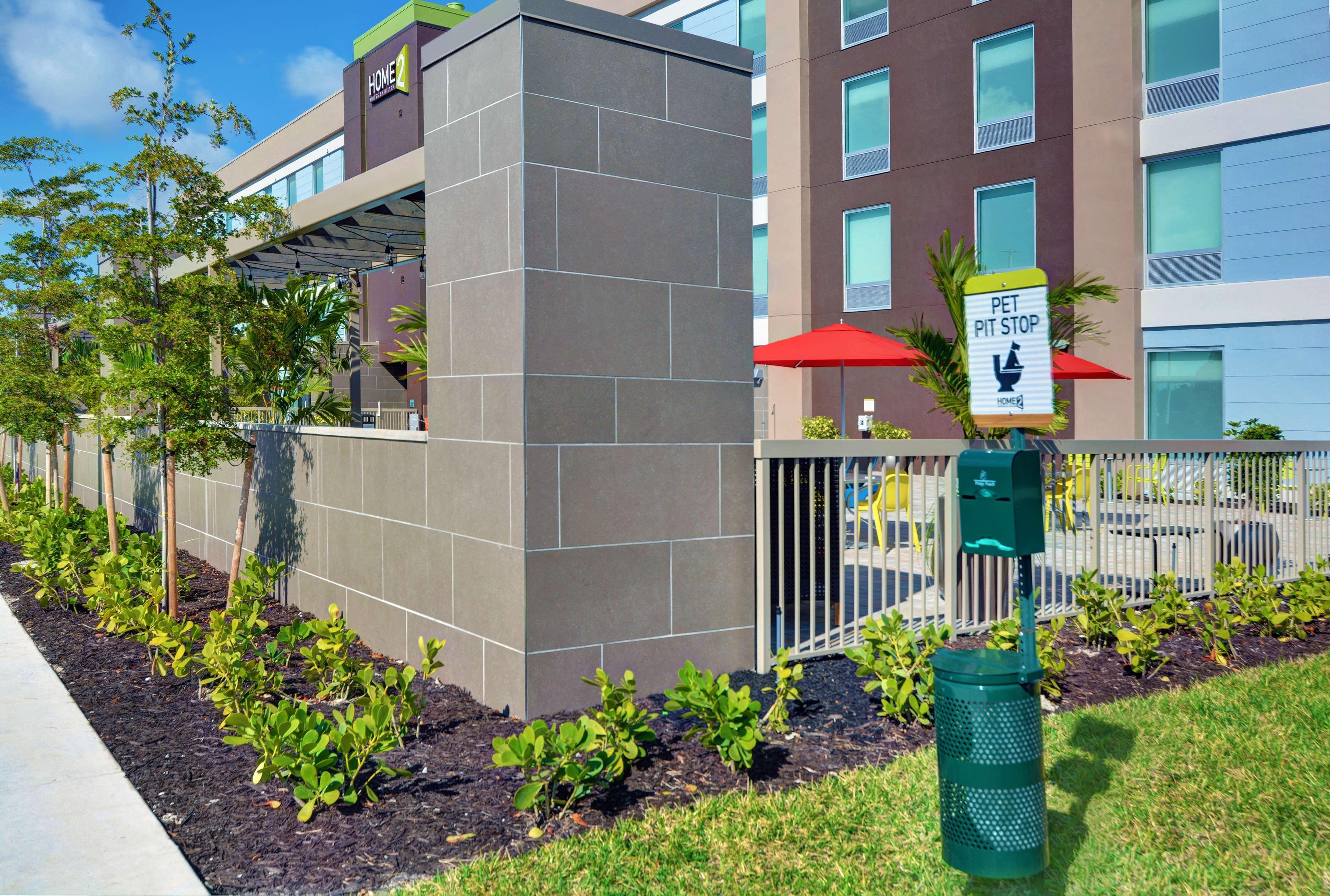 Home2 Suites By Hilton Fort Myers Colonial Blvd Exteriör bild
